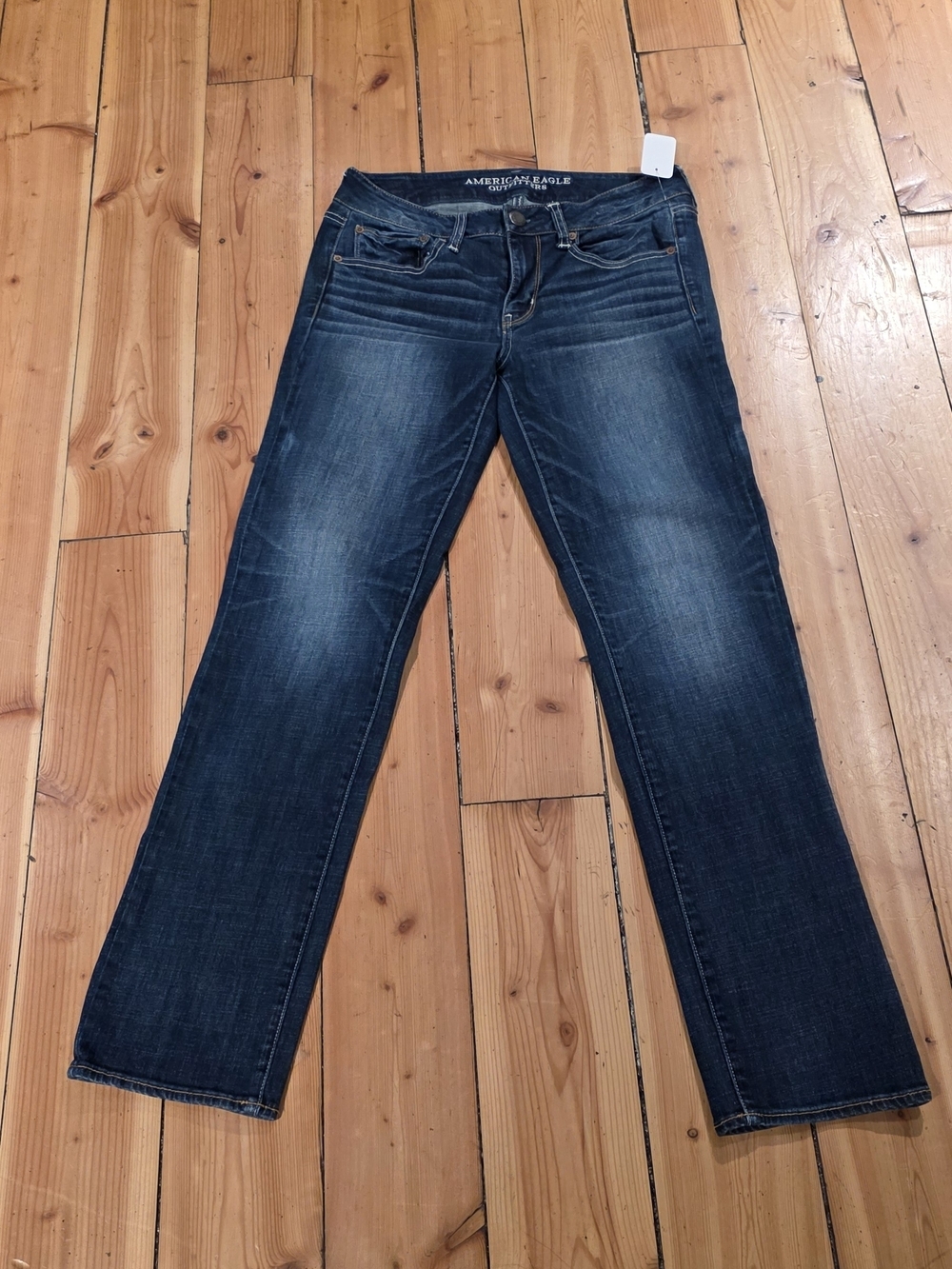 American Eagle Outfitters Women’s Indigo Straight Leg Jeans